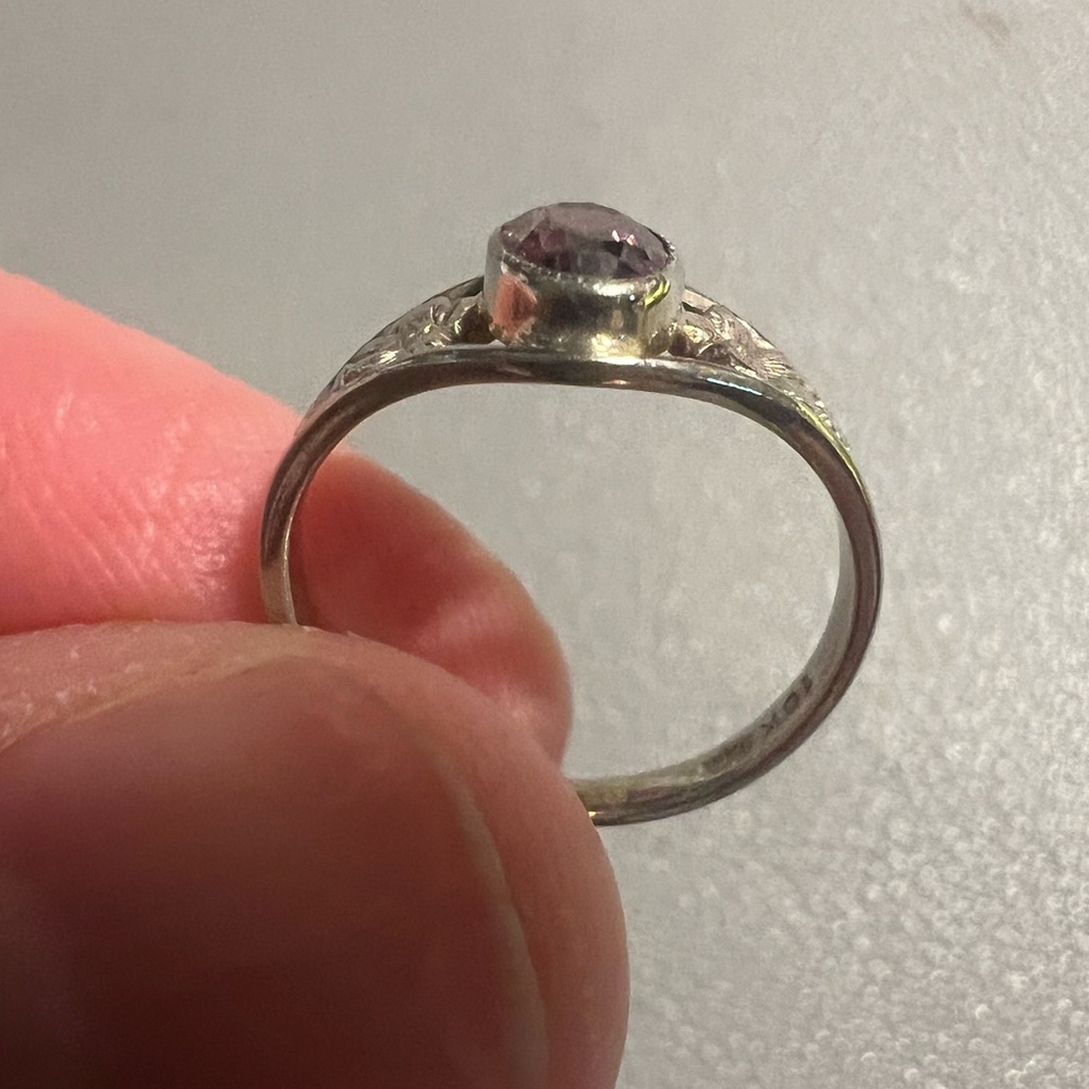 Gold Floral Ring with Oval Purple Stone - Picture 4 of 6